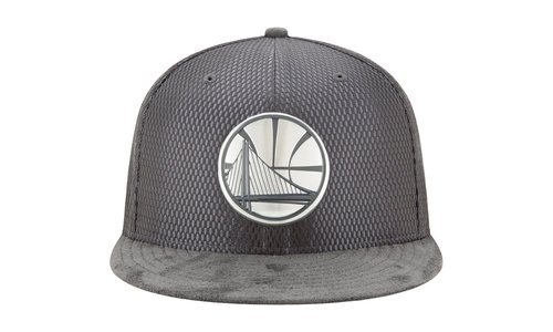 59FIFTY Golden State Warriors 2017 On Court Suede Fitted Hat NE632 - N.E632