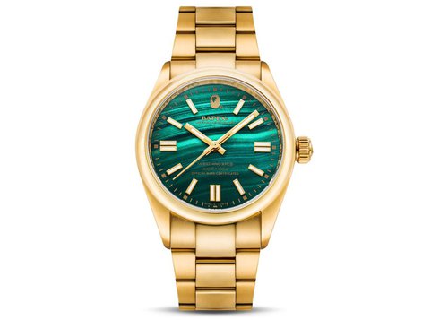 A Bathing Ape ABathing Ape Type 7 Bapex Watch - Gold Green