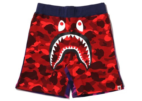 A Bathing Ape Crazy Camo Shark Sweat Shorts - Red