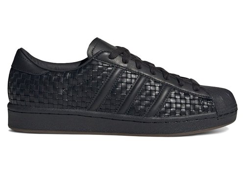 adidas Superstar - Core Black/Core Black/Blue - JR6002