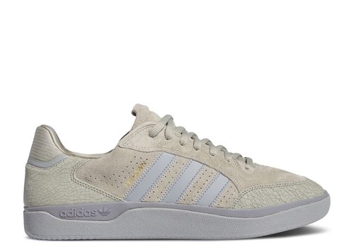 adidas Tyshawn Low - Silver Pebble/Grey Three/Gold Metallic - IF4623