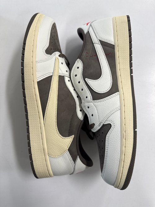Air Jordan 1 Low Travis Scott Reverse Mocha Size 13 Slightly Damaged Lid/Comes With One Extra Pair Of Laces - Brand New