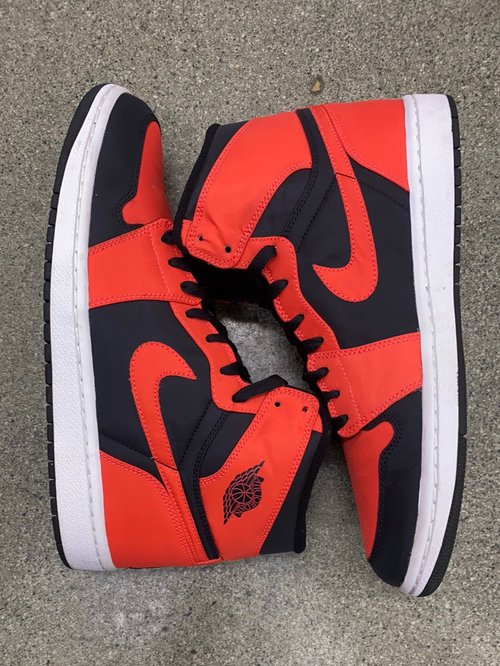 jordan 1 max orange