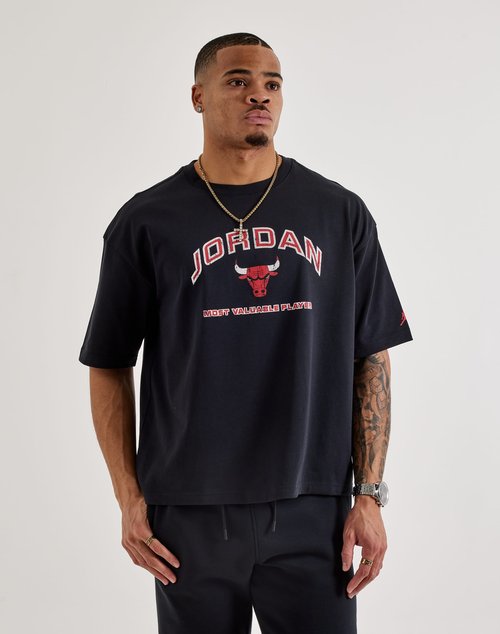 Air Jordan Flight Essentials Boxy Graphic T-Shirt - Black/University Red - IF3121-010