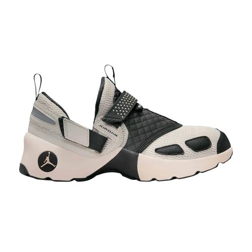 Air Jordan Trunner LX - Light Orewood Brown/Black - HQ2164-102