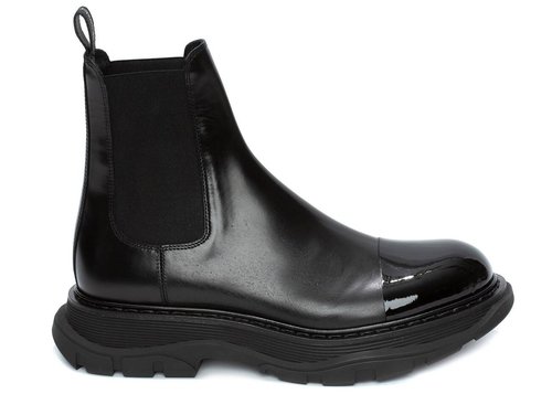 Alexander McQueen Tread Chelsea Boot - Black - 610814WHXH81000