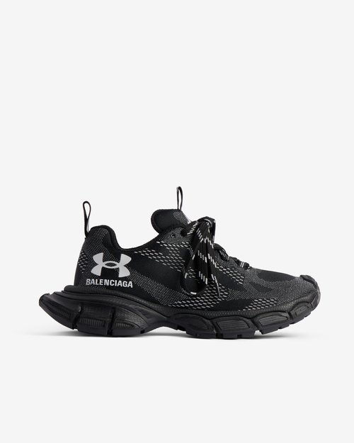 UNDER ARMOUR 3XL KNIT SNEAKER IN BLACK AND WHITE POLYESTER