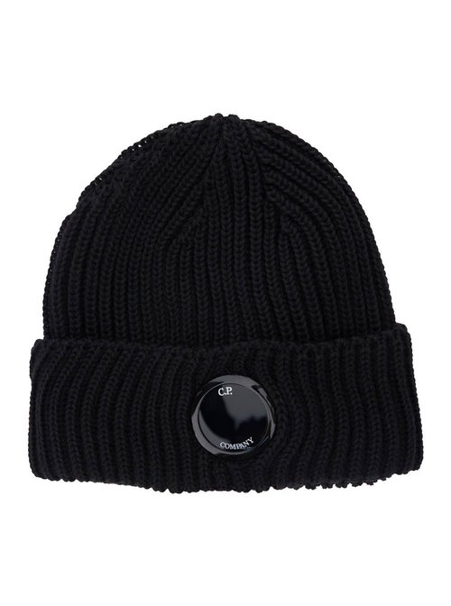 C. P. Company Black Knit Beanie With Logo Plaque On The FrOnt In Wool Man - RFCMAC739A005509A_999