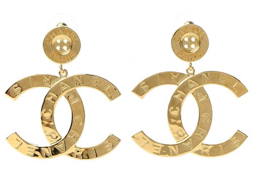CHANEL Paris Button Earrings Large - Gold