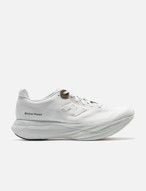 District Vision X New Balance SC Elite V5 - Pearl Grey/ Black