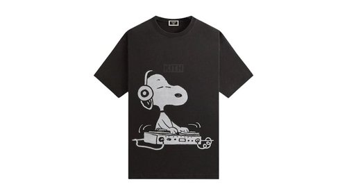 Kith x Peanuts Snoopy DJ Vintage Tee Shirt - Black - KHM033413