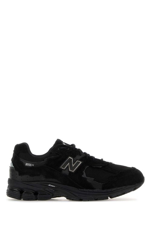 New Balance 2002R - Black/Black Metallic - U2002DXB