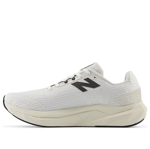New Balance FuelCell Propel v5 - White/Black Cement/Linen - MFCPRCW5