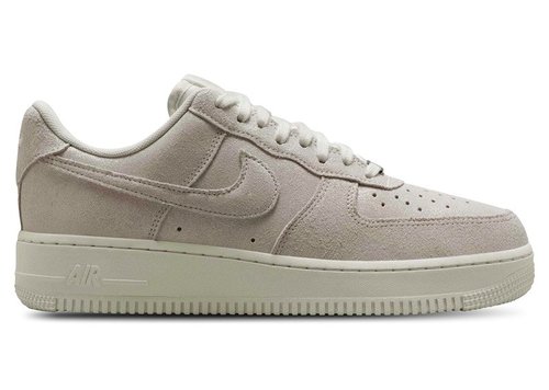 Nike Air Force 1 '07 SE - White/Sail/Team Red/White - HQ3499-100