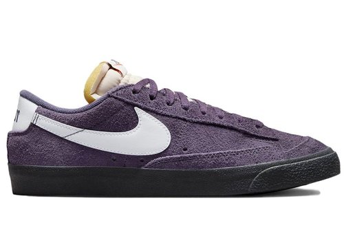 Nike Blazer Low '77 - Dark Raisin/Off Noir/Sail/White - FQ8060-500