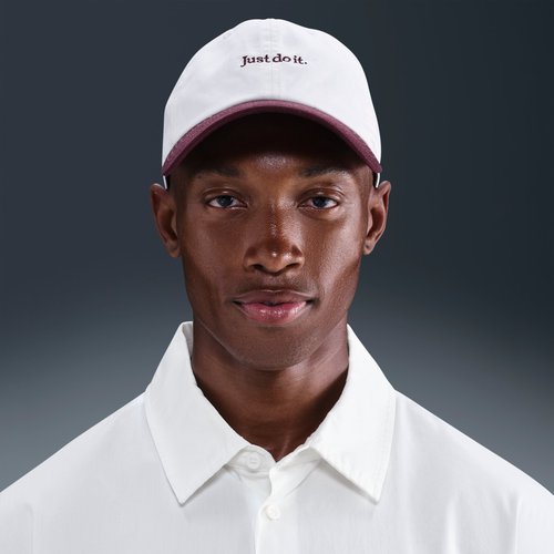 Nike Club Unstructured JDI Cap - Sail/Burgundy Crush/Burgundy Crush - FB5370-133