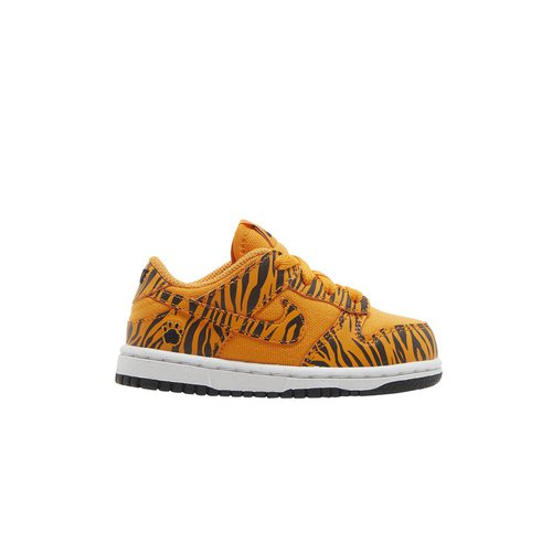 Nike Dunk Low Next Nature - Kumquat/White/Black/Kumquat - DZ5634-800