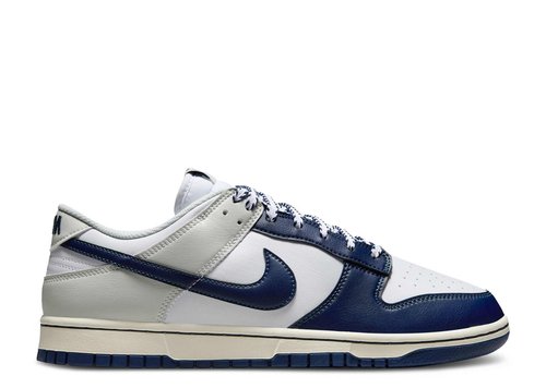 Nike Dunk Low 'Rivalry Pack New York Yankees' | Blue | Size 6 - White/Midnight Navy Blue/Photon Dust - IM2222-101