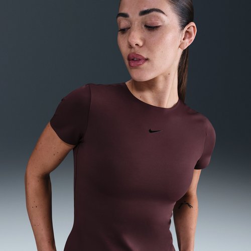 Nike Form Short-Sleeve Top - Burgundy Crush/Burgundy Ash - HQ8079-652