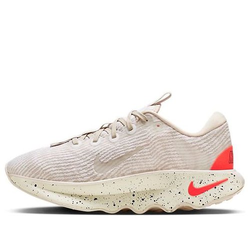 Nike Motiva - Lt Orewood Brn/Sail-White-Brt Crimson-Obsidian - DV1237-100