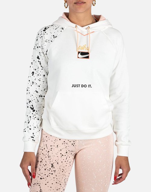 nike essential radical hoodie