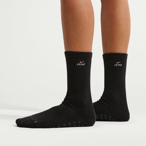 Nike SKIMS Dri-FIT Pilates Grip Crew Socks 1 Pair - NSKM Obsidian/NSKM Armor - S1016195-024