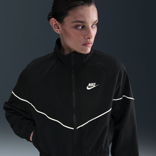 Nike Sportswear Windrunner Woven Jacket - Black/Sail/Sail - IM8027-010