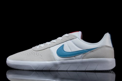 Nike SB Team Classic - AH3360-104