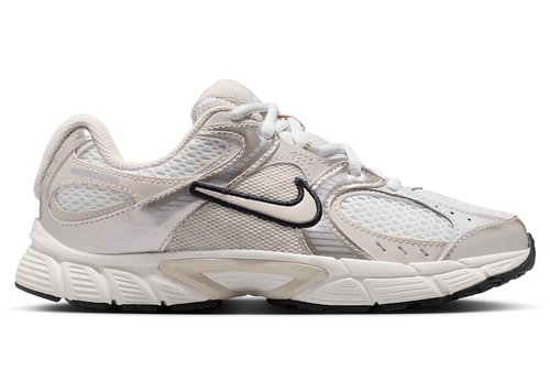 Nike V5 RNR - Summit White/Sail/Black/Light Orewood Brown - HQ6411-102