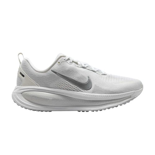 Nike Vomero 18 | Size 11.5 - White/Photon Dust/Summit White/Metallic Silver - HM6804-104