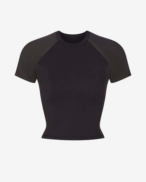 NikeSKIMS Matte Shine Mix Short-Sleeve Crop Top - Obsidian - IR5056-054
