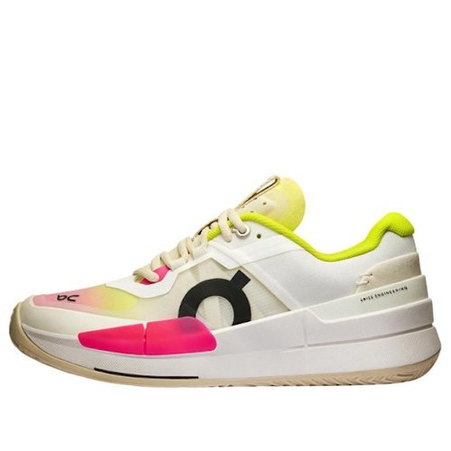 On The Roger Pro 2 | Size 8 - White - 3WE10332929