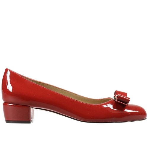 Salvatore Ferragamo Ladies Vara Bow Pump - Red - 01B221 591964 C