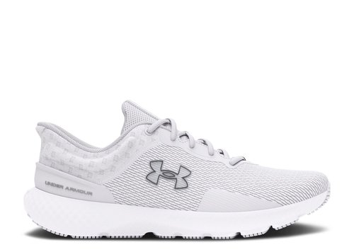 Under Armour Charged Escape 4 | Size 5.5 - 3028235-100
