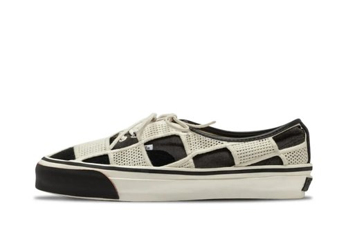 Vans Authentic 44 LX - Black/Egret - VN000Y0RFDB